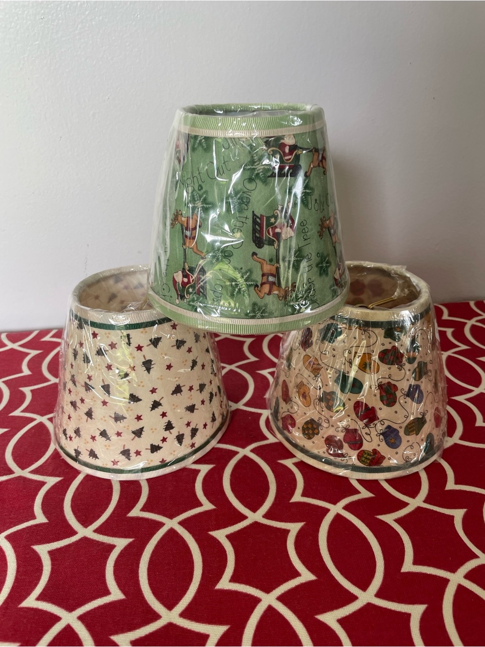 NWT Set of 3 Decorative Holiday Mini Lamp Shades - Green, Cream, Multi